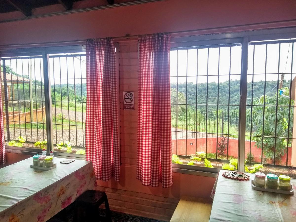 Butterfly Hostel Puerto Iguazú Zewnętrze zdjęcie