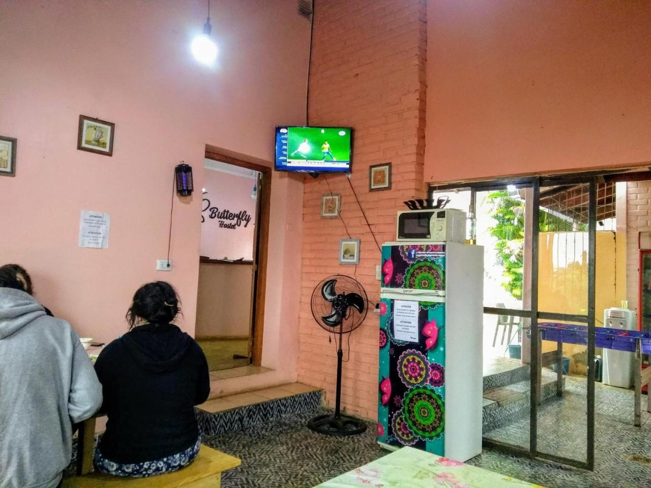 Butterfly Hostel Puerto Iguazú Zewnętrze zdjęcie
